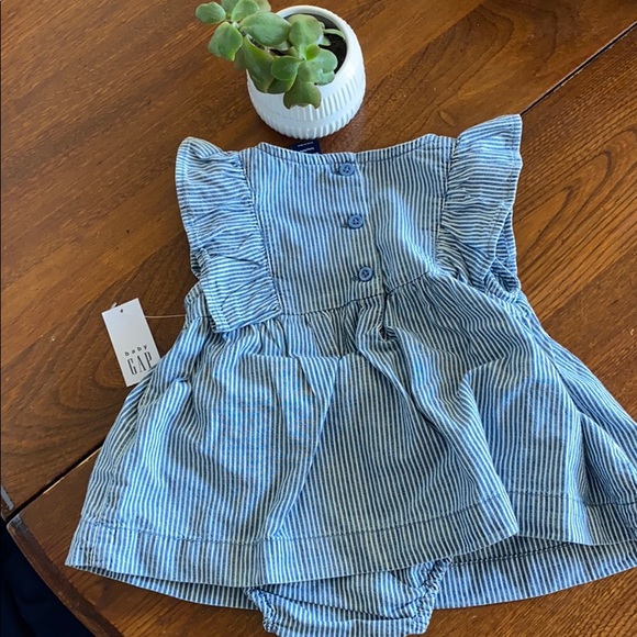 Baby gap 12-18 months dress with bloomers - Picture 4 of 5